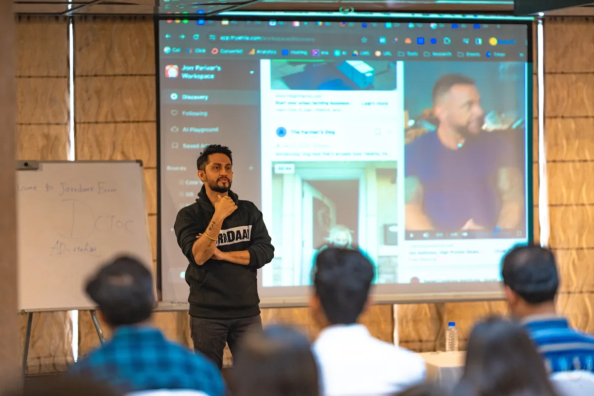 Digital Pratik speaking to a room of founders